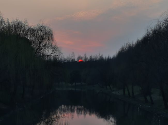 暮川 10230110412 陆盛瑶 18221904047.jpg